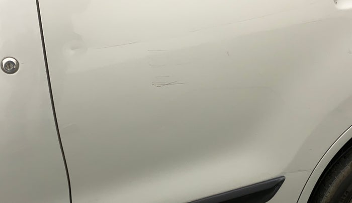 2018 Maruti Wagon R 1.0 LXI, CNG, Manual, 63,841 km, Rear left door - Minor scratches