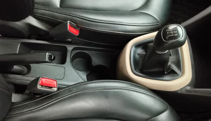 2018 Hyundai Xcent S 1.2, Petrol, Manual, 36,994 km, Gear Lever