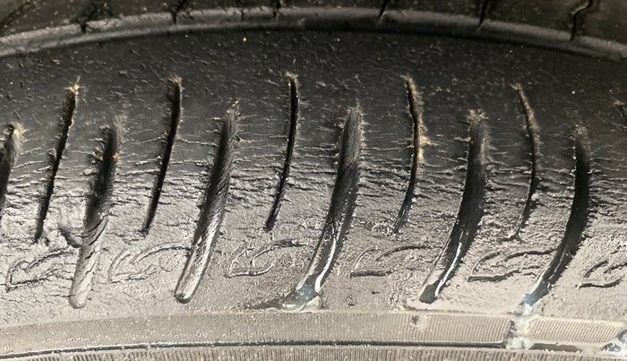 2020 KIA SONET HTK PLUS 1.5, Diesel, Manual, 59,047 km, Right Front Tyre Tread