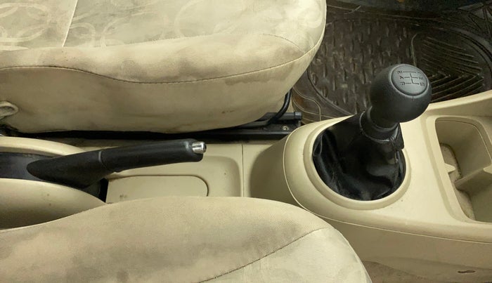 2013 Maruti A Star VXI, CNG, Manual, 53,325 km, Gear Lever