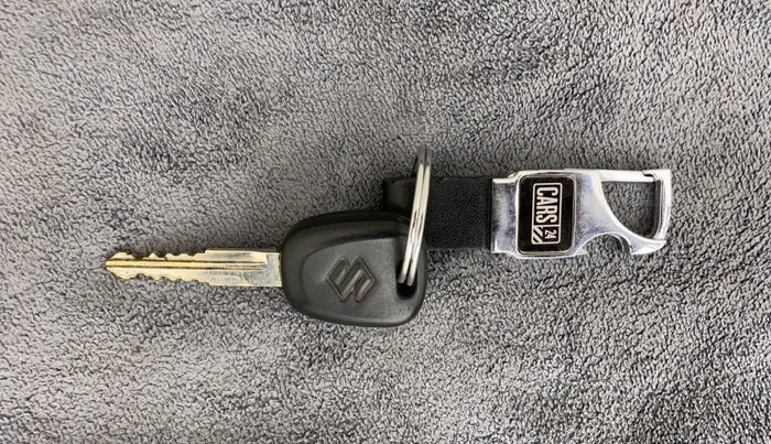 2013 Maruti A Star VXI, CNG, Manual, 53,325 km, Key Close Up