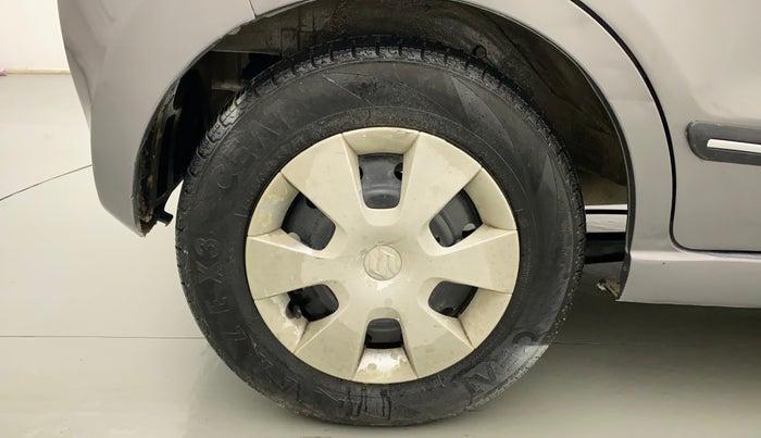 2013 Maruti A Star VXI, CNG, Manual, 53,325 km, Right Rear Wheel