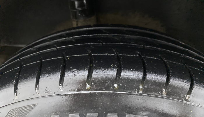 2015 Renault Pulse RXL ABS DIESEL, Diesel, Manual, 79,731 km, Right Rear Tyre Tread