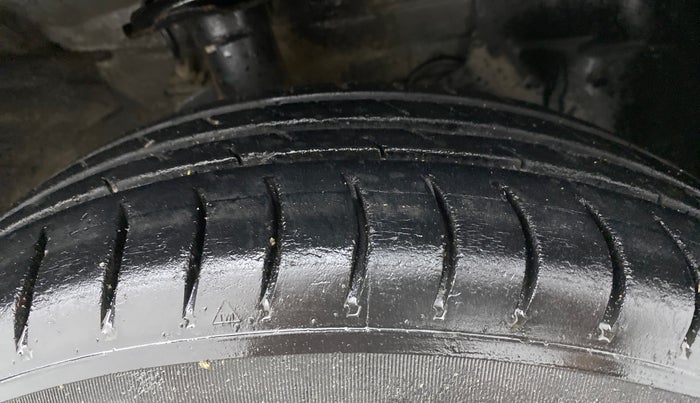 2015 Renault Pulse RXL ABS DIESEL, Diesel, Manual, 79,731 km, Right Front Tyre Tread