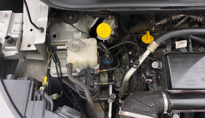 2023 Renault TRIBER RXZ AMT, Petrol, Automatic, 39,416 km, Engine View - Right