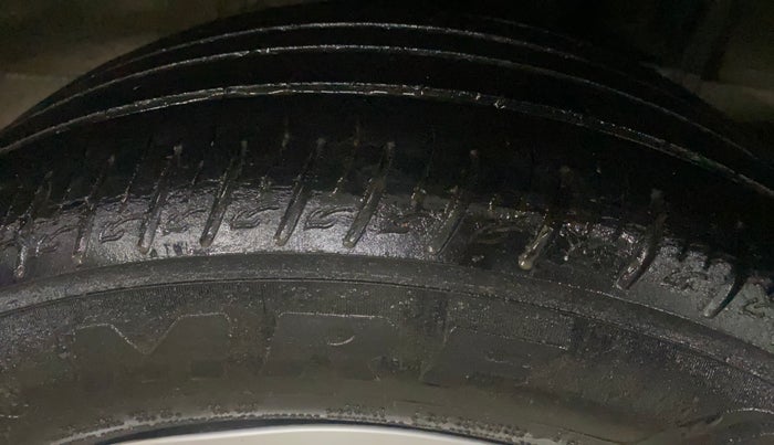 2020 KIA SONET HTX 1.5, Diesel, Manual, 62,059 km, Left Rear Tyre Tread