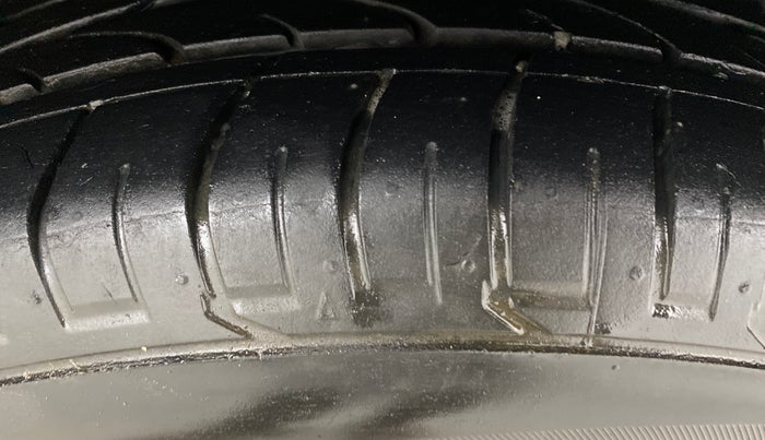 2019 Hyundai Creta SX AT 1.6 PETROL, Petrol, Automatic, 26,027 km, Left Rear Tyre Tread