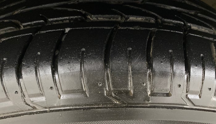 2019 Hyundai Creta SX AT 1.6 PETROL, Petrol, Automatic, 26,027 km, Left Front Tyre Tread