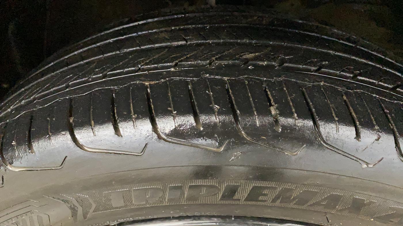 2023 Maruti FRONX DELTA PLUS 1.2MT, Petrol, Manual, 46,621 km, Right Front Tyre Tread