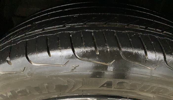 2023 Maruti FRONX DELTA PLUS 1.2MT, Petrol, Manual, 46,621 km, Left Front Tyre Tread