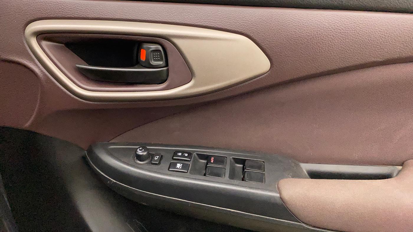2023 Maruti FRONX DELTA PLUS 1.2MT, Petrol, Manual, 46,621 km, Driver Side Door Panels Control