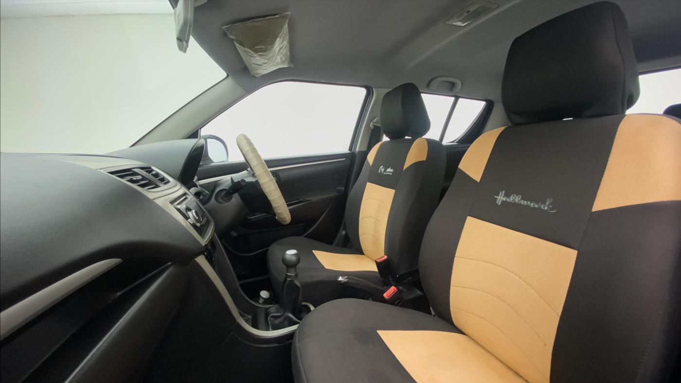 2014 Maruti Swift VDI, Diesel, Manual, 1,02,991 km, Right Side Front Door Cabin