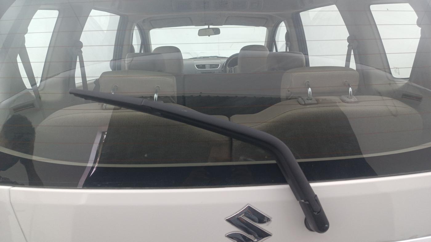 2017 Maruti Ertiga ZXI, Petrol, Manual, 88,428 km, Rear Wiper