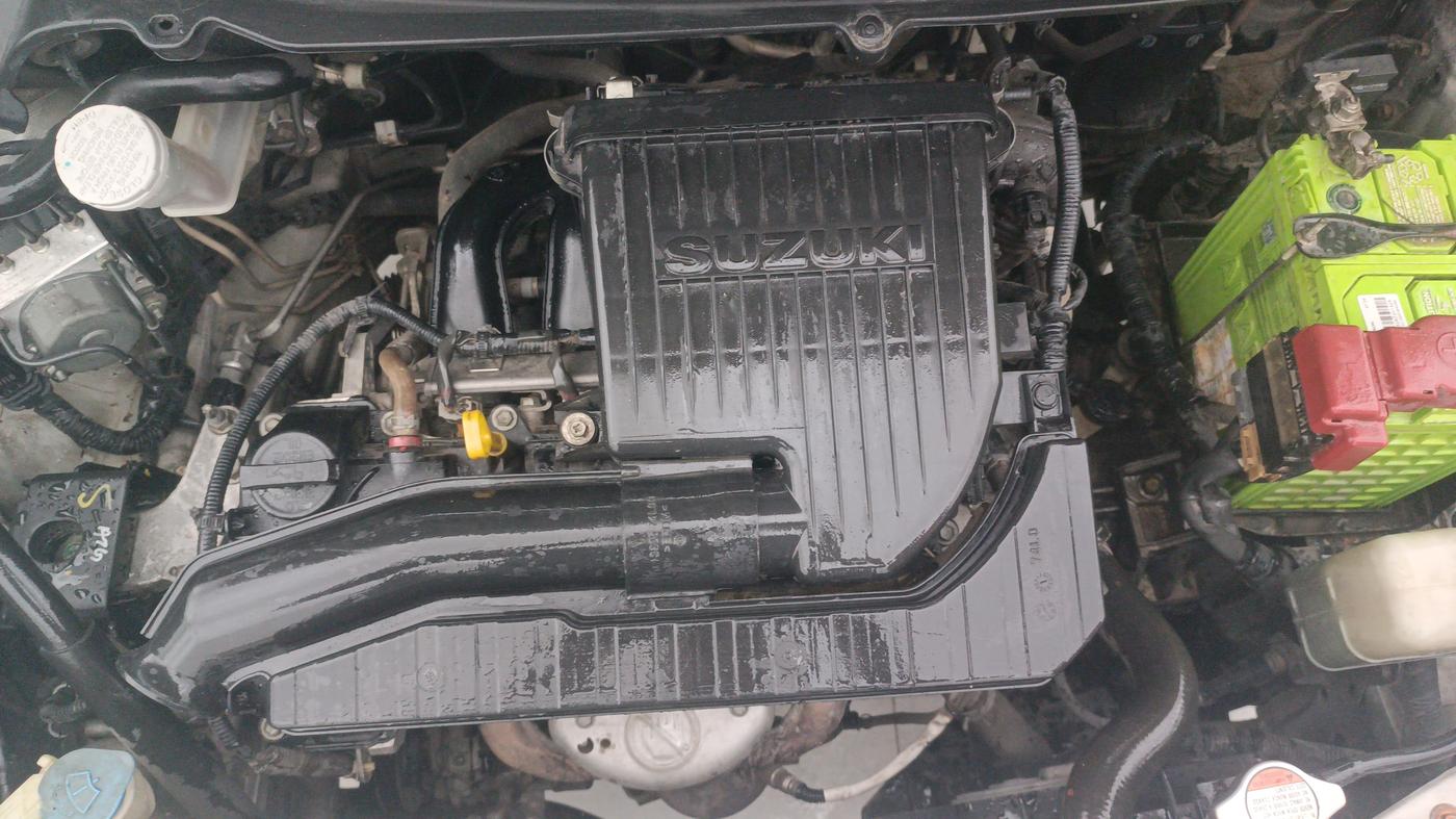 2017 Maruti Ertiga ZXI, Petrol, Manual, 88,428 km, Engine View