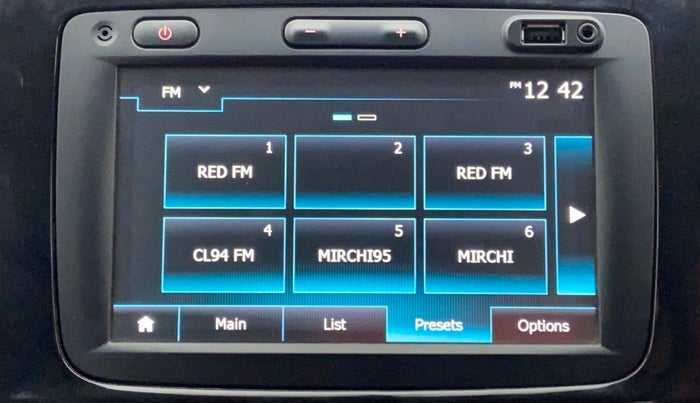 2017 Renault Kwid CLIMBER 1.0 AT, Petrol, Automatic, 30,361 km, Infotainment System