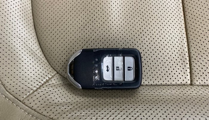 2019 Honda Civic 1.6L I-DTEC VX MT, Diesel, Manual, 78,454 km, Key Close Up