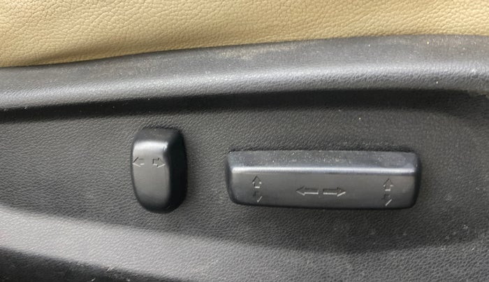 2019 Honda Civic 1.6L I-DTEC VX MT, Diesel, Manual, 78,454 km, Driver Side Adjustment Panel