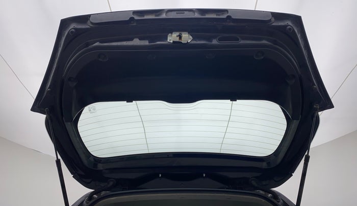 2013 Maruti Swift ZXI D, Petrol, Manual, 60,389 km, Boot Door Open