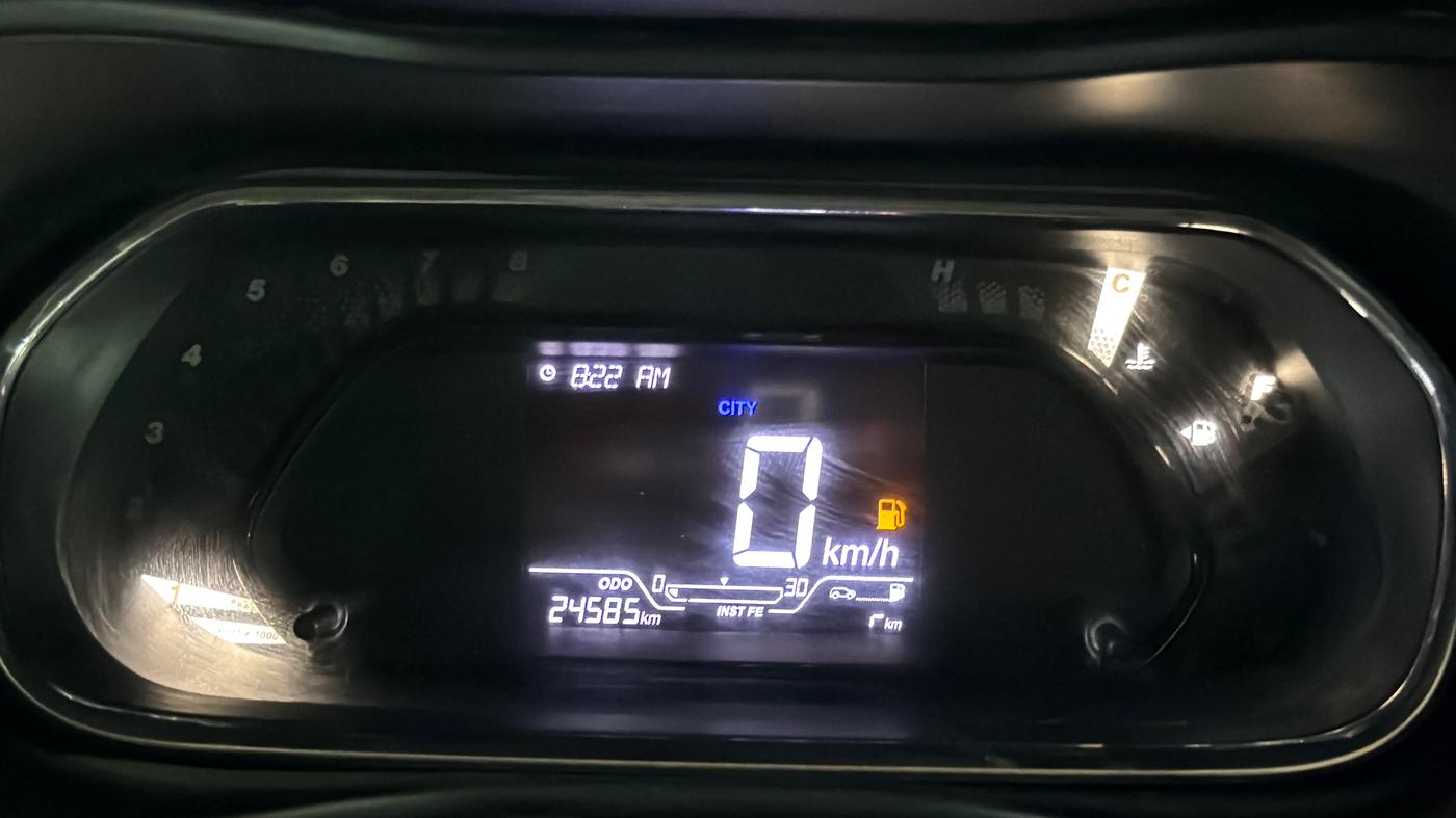 2021 Tata NEXON XM SUNROOF PETROL, Petrol, Manual, 24,527 km, Odometer Image