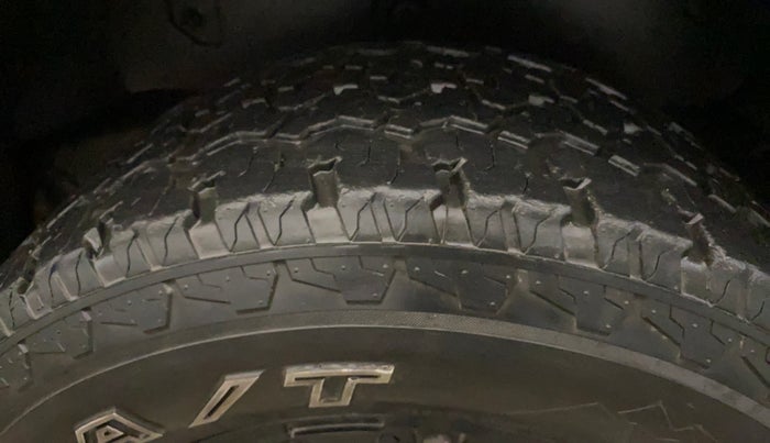 2022 Mahindra Thar LX HARD TOP 4WD MT, Diesel, Manual, 47,433 km, Left Rear Tyre Tread