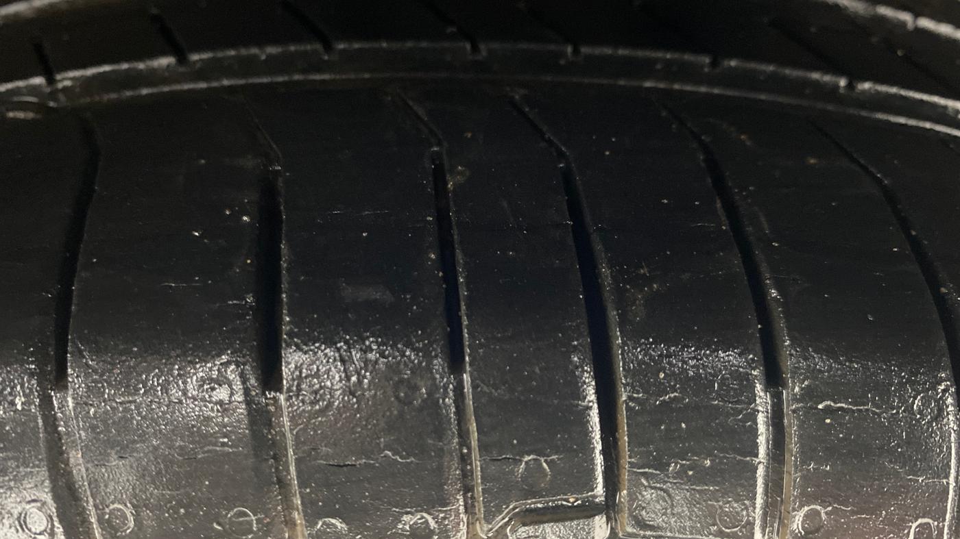 2014 Honda Amaze 1.2L I-VTEC S, Petrol, Manual, 75,439 km, Left Rear Tyre Tread
