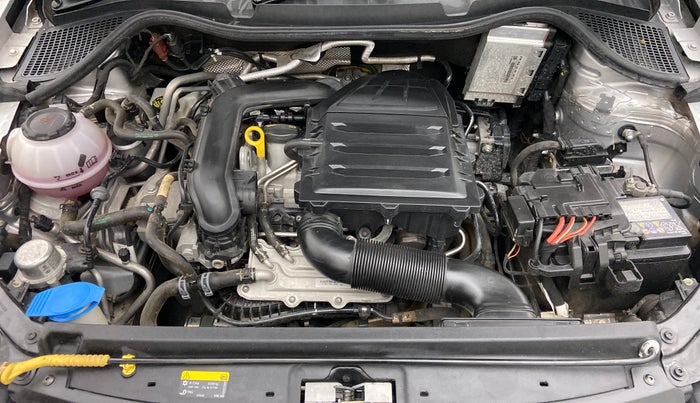 2021 Volkswagen Vento HIGHLINE 1.0L TSI AT, Petrol, Automatic, 16,565 km, Open Bonet