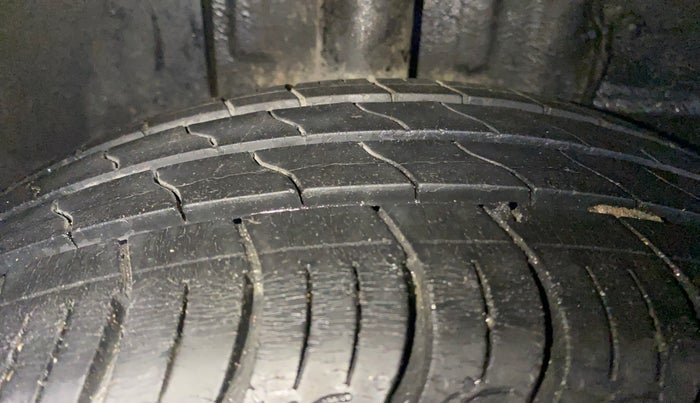 2021 Tata ALTROZ XZ PETROL, Petrol, Manual, 52,564 km, Right Rear Tyre Tread