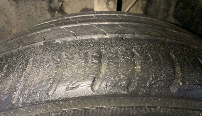 2021 Tata ALTROZ XZ PETROL, Petrol, Manual, 52,564 km, Left Front Tyre Tread