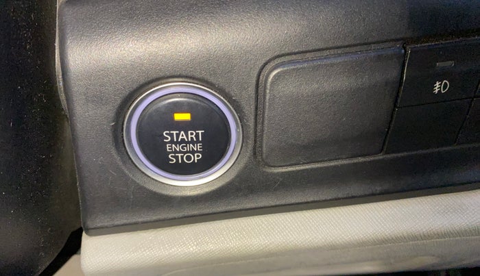 2021 Tata ALTROZ XZ PETROL, Petrol, Manual, 52,564 km, Keyless Start/ Stop Button