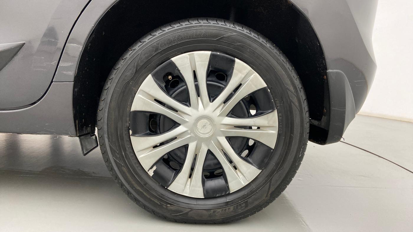 2016 Maruti Baleno DELTA PETROL 1.2, Petrol, Manual, 89,422 km, Left Rear Wheel