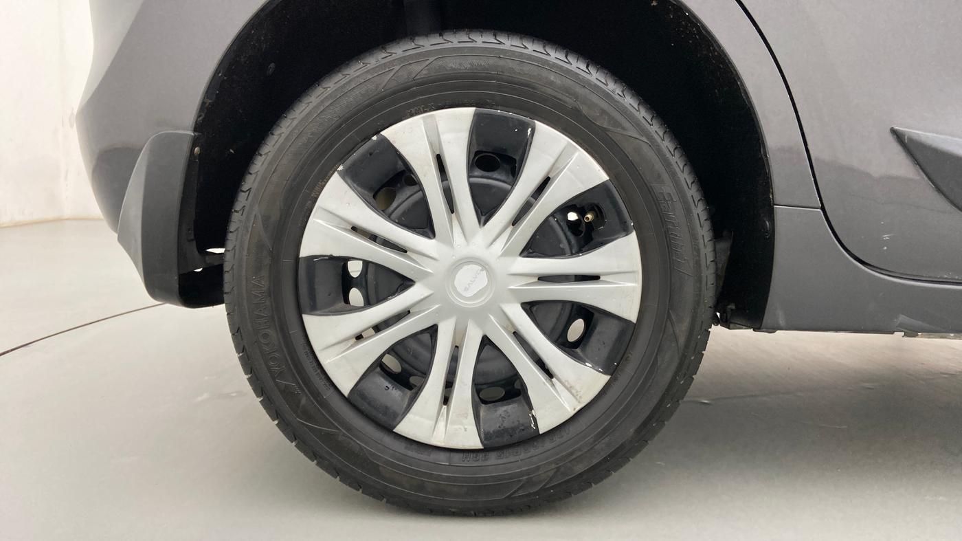 2016 Maruti Baleno DELTA PETROL 1.2, Petrol, Manual, 89,422 km, Right Rear Wheel