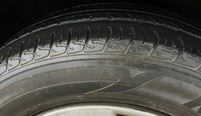 2018 Maruti Baleno DELTA PETROL 1.2, Petrol, Manual, 53,275 km, Right Front Tyre Tread