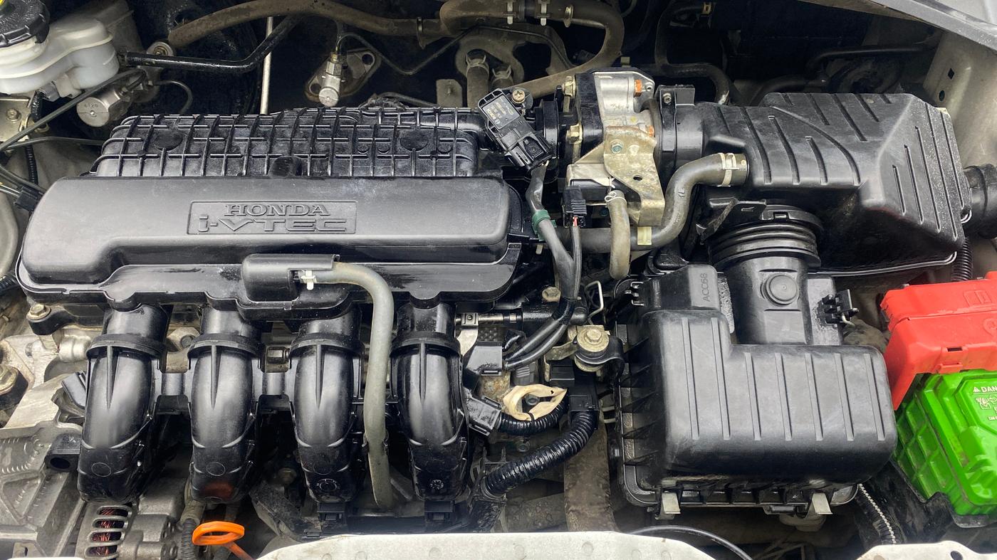 2014 Honda Brio S MT, Petrol, Manual, 48,485 km, Engine View