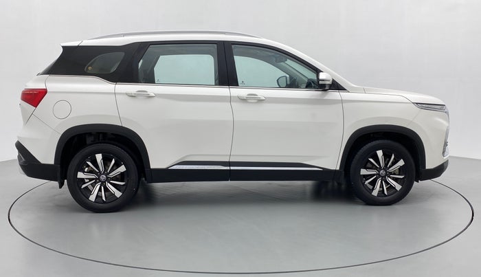 2019 MG HECTOR SHARP DCT PETROL, CNG, Automatic, 58,575 km, Right Side View