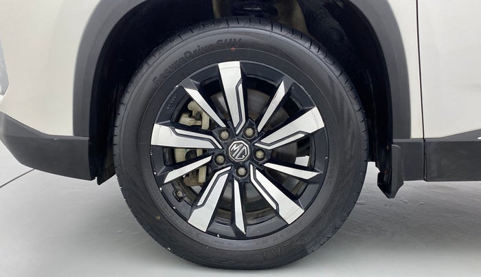 2019 MG HECTOR SHARP DCT PETROL, CNG, Automatic, 58,575 km, Left Front Wheel