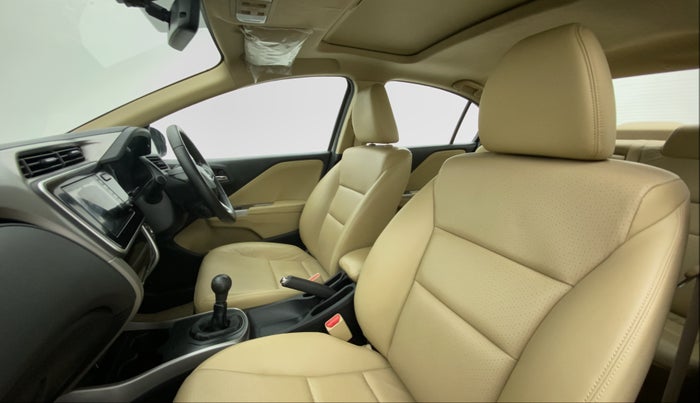 2017 Honda City VX MT PETROL, Petrol, Manual, 24,662 km, Right Side Front Door Cabin