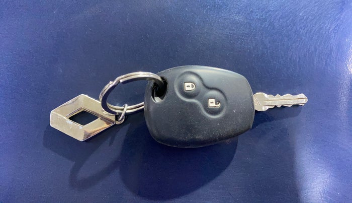 2015 Renault Lodgy 110 PS RXZ 7 STR, Diesel, Manual, 85,293 km, Key Close Up