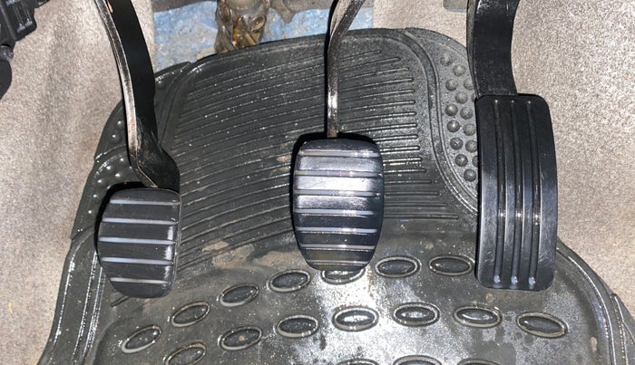 2015 Renault Lodgy 110 PS RXZ 7 STR, Diesel, Manual, 85,293 km, Pedals