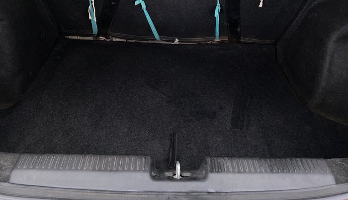 2017 Maruti Dzire VDI, Diesel, Manual, 88,493 km, Boot Inside
