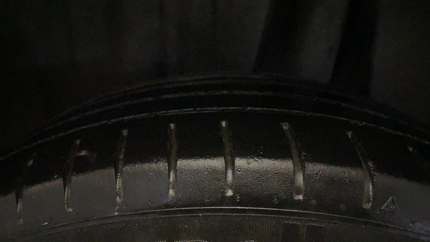 2023 Maruti Baleno  ZETA CNG 1.2L, CNG, Manual, 70,473 km, Left Rear Tyre Tread