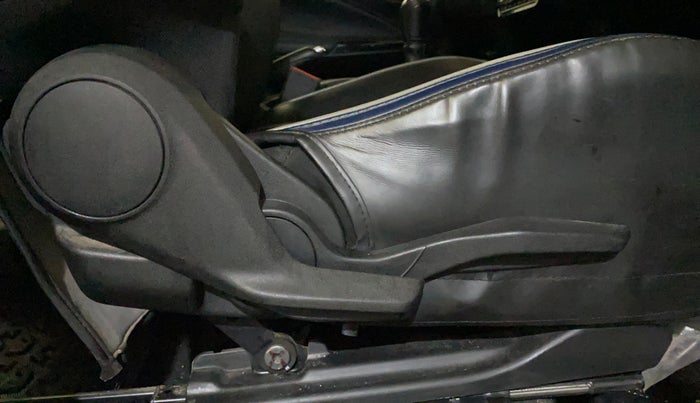 2023 Maruti Baleno  ZETA CNG 1.2L, CNG, Manual, 70,473 km, Driver Side Adjustment Panel