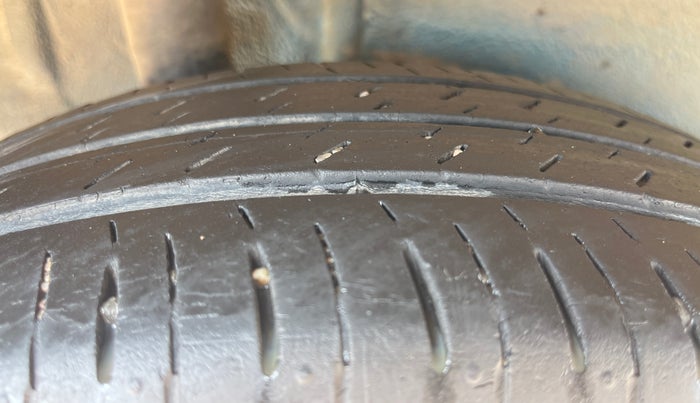 2019 Maruti IGNIS DELTA 1.2, Petrol, Manual, 41,040 km, Right Rear Tyre Tread