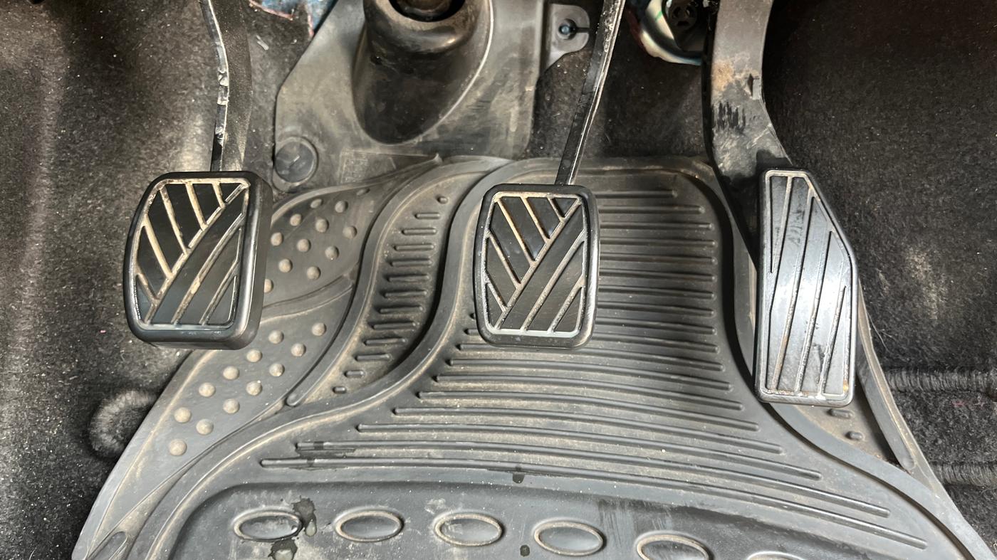 2019 Maruti IGNIS DELTA 1.2, Petrol, Manual, 41,040 km, Pedals
