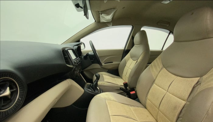 2019 Hyundai NEW SANTRO SPORTZ MT, Petrol, Manual, 41,083 km, Right Side Front Door Cabin