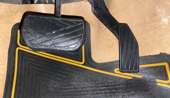 2016 Maruti Alto K10 VXI AMT, Petrol, Automatic, 67,618 km, Pedals