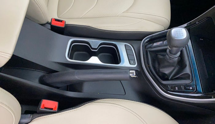 2022 MG HECTOR SHARP PRO 1.5 TURBO MT PETROL, Petrol, Manual, 13,094 km, Gear Lever