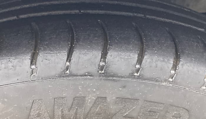 2018 Tata Tiago XZA PETROL, Petrol, Automatic, 76,159 km, Right Front Tyre Tread