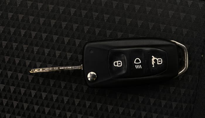 2018 Tata Tiago XZA PETROL, Petrol, Automatic, 76,159 km, Key Close Up