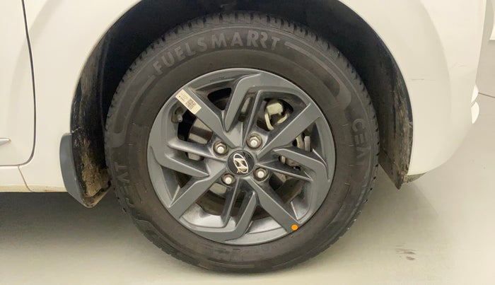 2022 Hyundai GRAND I10 NIOS SPORTZ 1.2 KAPPA VTVT CNG, CNG, Manual, 28,444 km, Right Front Wheel