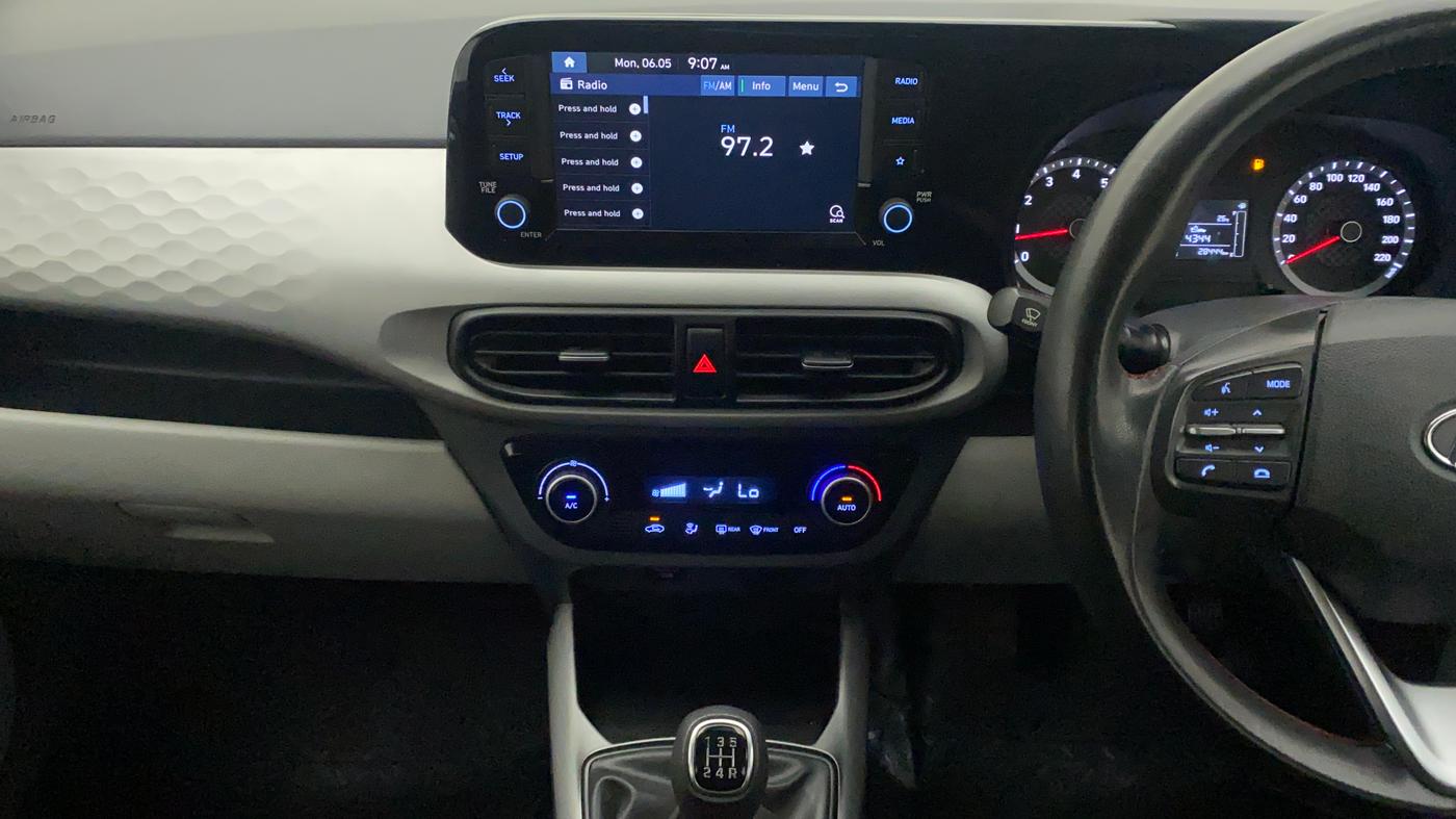 2022 Hyundai GRAND I10 NIOS SPORTZ 1.2 KAPPA VTVT CNG, CNG, Manual, 28,444 km, Air Conditioner